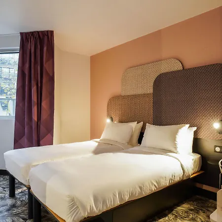 ホテル Paris Porte De 3*