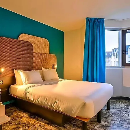 Hotel Paris Porte De 3*