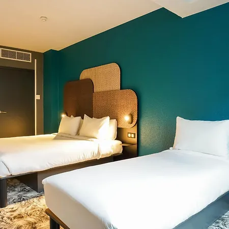 ホテル Paris Porte De 3*