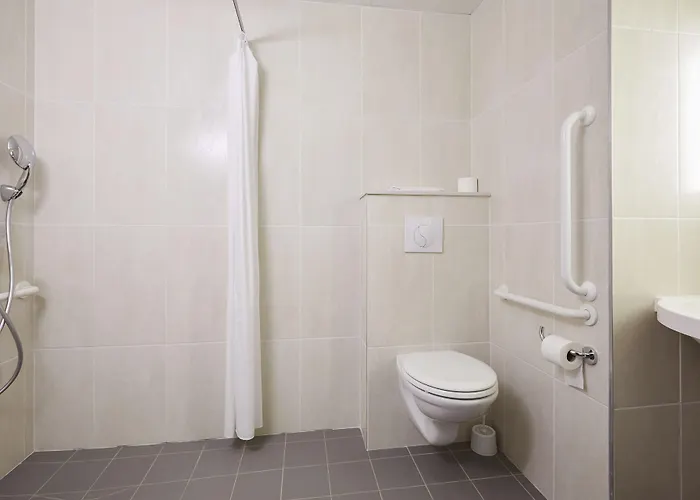 Paris Porte De 3*