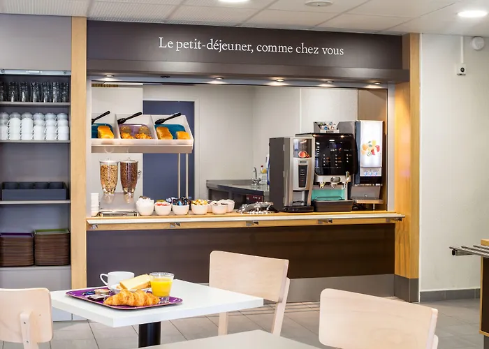 Hotel Paris Porte De 3*