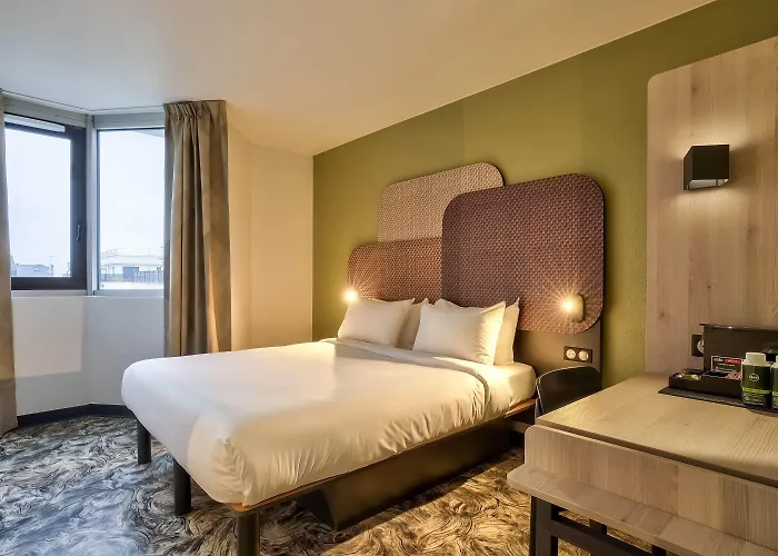 Paris Porte De Hotel