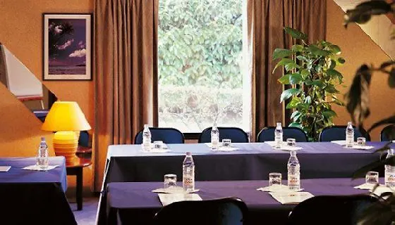 Paris Porte De Hotel Châtillon